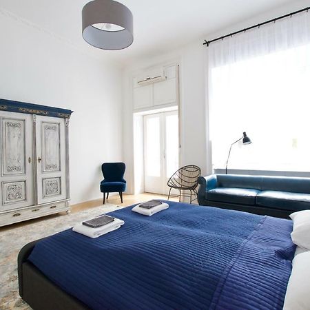 Luxury Apartment By Hi5 - Oktober 6 Street Budapest Ngoại thất bức ảnh