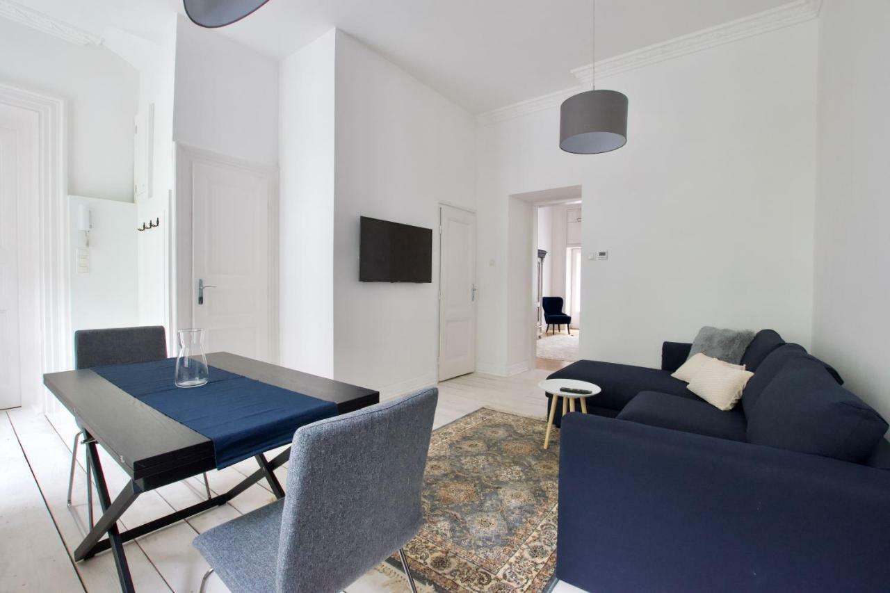 Luxury Apartment By Hi5 - Oktober 6 Street Budapest Ngoại thất bức ảnh